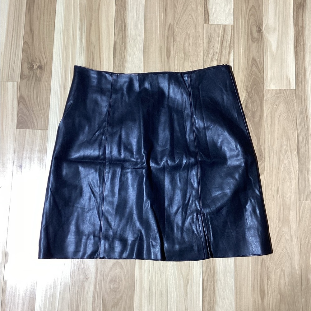 Mustard Seed Black Faux Leather Mini Skirt Size Medium